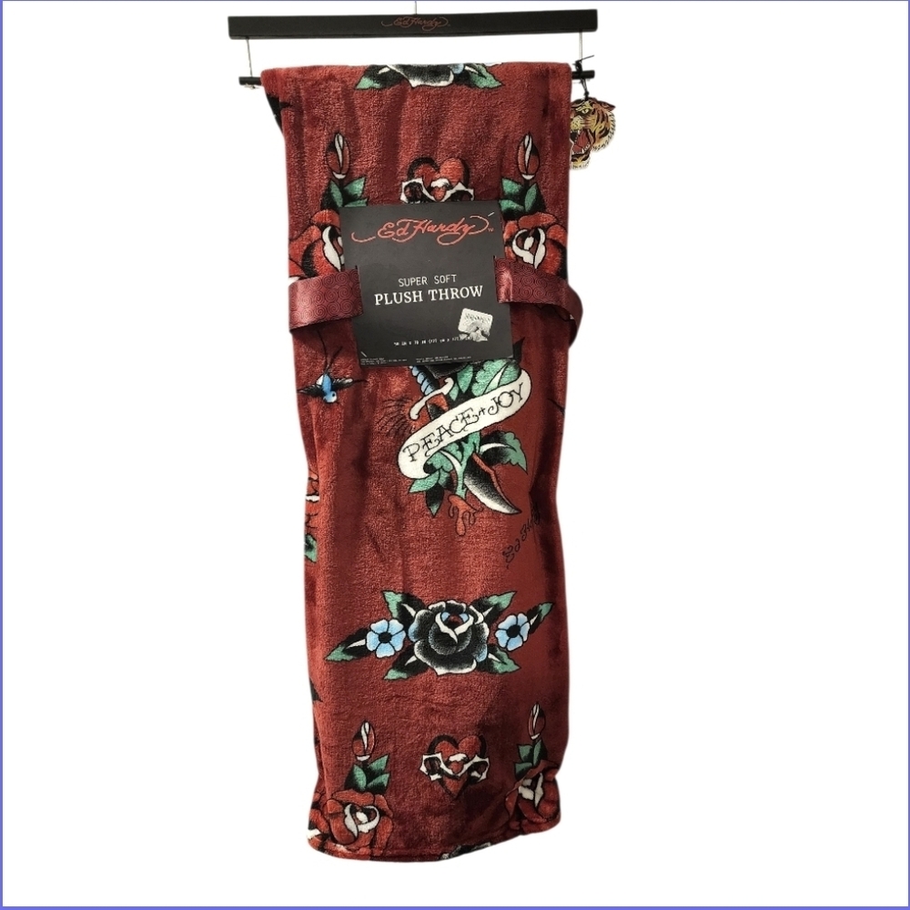 Ed Hardy Burgandy Peace + Joy Rose Super Soft Plush Blanket Throw, NWT